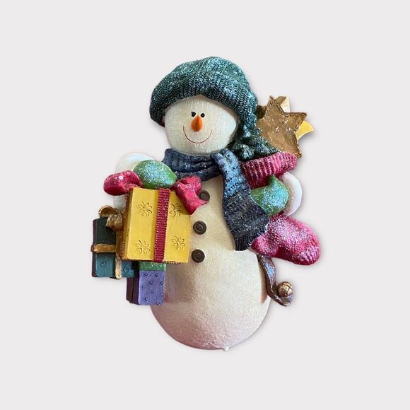 SNOWMAN Figurine With Gifts - Picture 1 of 6